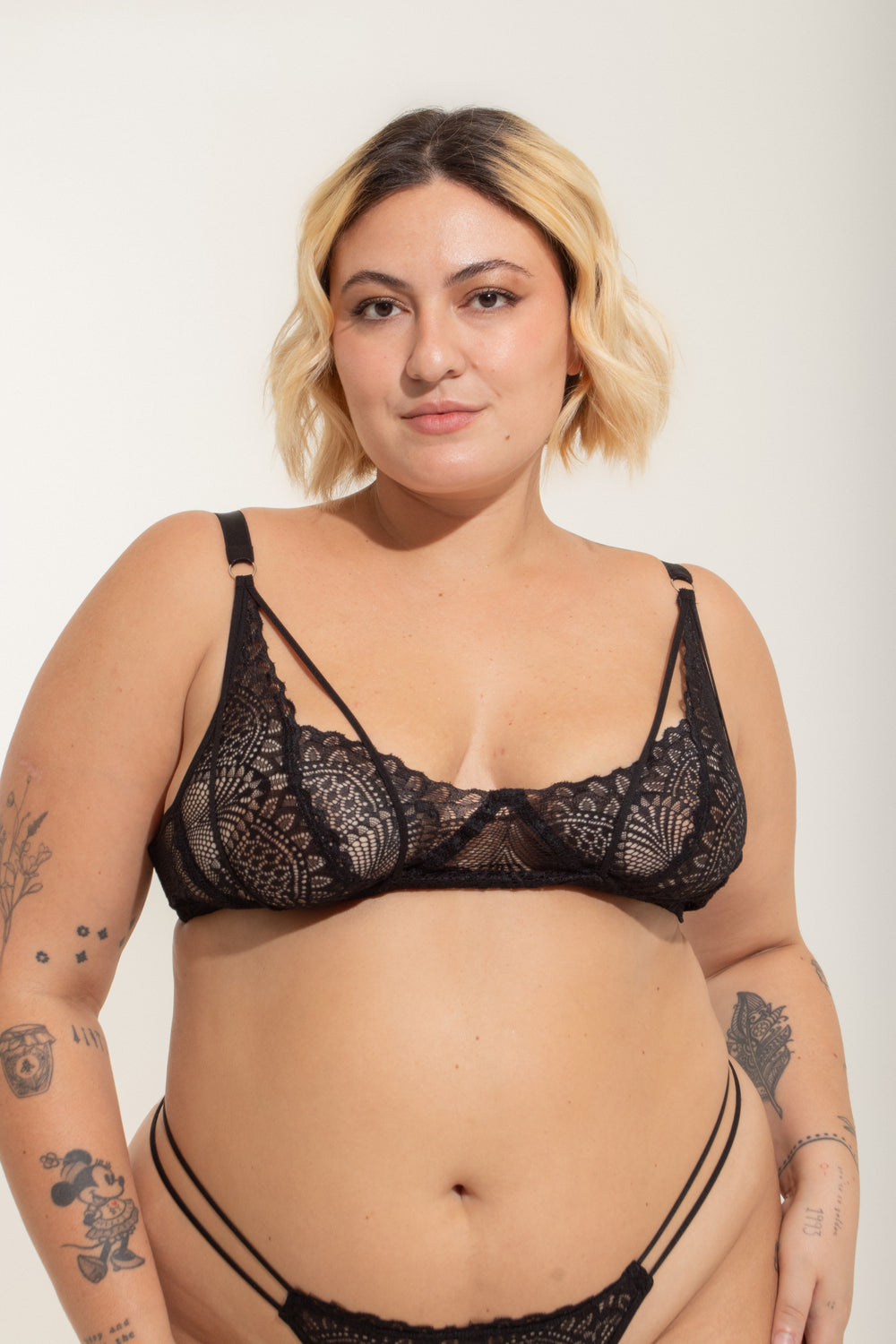 Calcinha no Strings Attached Plus Size